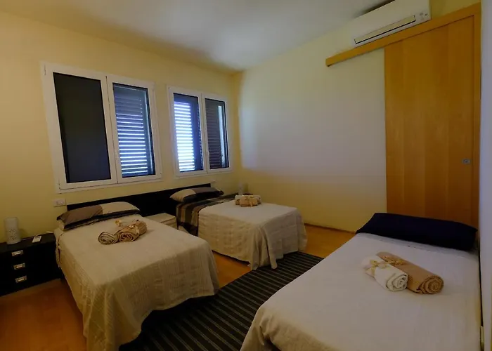 Sotto La Luna Апартаменты Кастель-Болоньезе